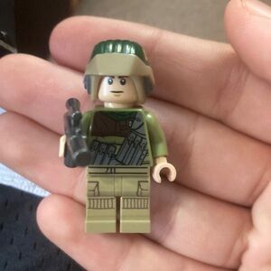 Lego Rebel Trooper (Corporal Eskro Casrich) 75155 Rogue One Star Wars Minifigure
